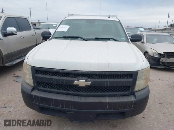 2008 Chevrolet Silverado 1500 Work Truck with VIN 1GCEC14X08Z157061, listed as a IAAI auction lot 41545658 with 270,908 mi miles. Bid and sale history available at carsss.com. Image 6.