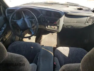 2001 GMC Sonoma SLS w/1SG Pkg with VIN 1GTCS19W118257613, listed as a Copart auction lot 46504385 with 217,842 mi miles and Salvage Title. Bid and sale history available at carsss.com. Image 8.