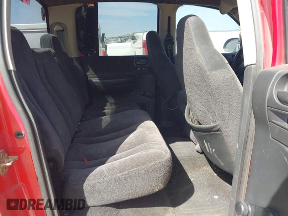 2003 Dodge Dakota Sport with VIN 1D7HL38X63S362491, listed as a IAAI auction lot 41642370 with 299,300 mi miles. Bid and sale history available at carsss.com. Image 8.