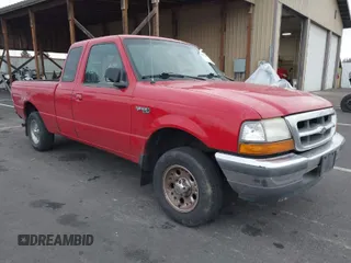 1998 Ford Ranger XL with VIN 1FTYR14C0WPB33327, listed as a IAAI auction lot 41412384 with 210,313 mi miles. Bid and sale history available at carsss.com. Image 1.