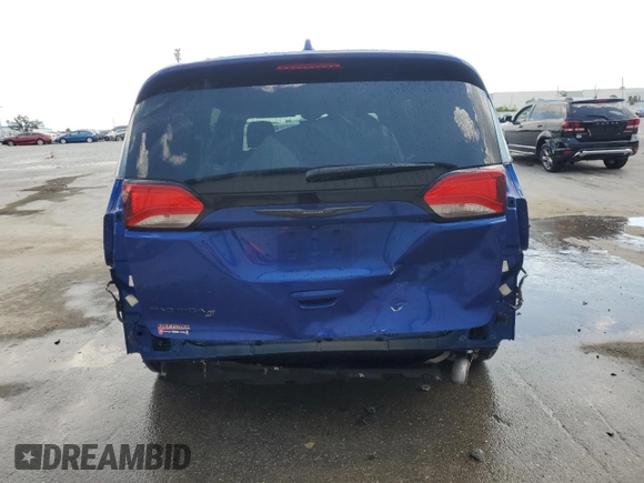 2020 Chrysler Pacifica Touring with VIN 2C4RC1FG4LR111119, listed as a Copart auction lot 54916655 with 66,789 mi miles and Salvage Title. Bid and sale history available at DreamBid. Image 6.