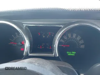 2007 Ford Mustang GT Deluxe with VIN 1ZVHT85HX75286862, listed as a IAAI auction lot 42168563 with 108,446 mi miles and . Bid and sale history available at DreamBid. Image 7.