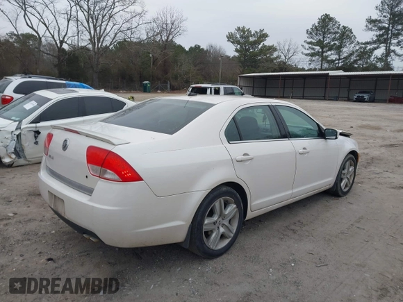 2011 Mercury Milan with VIN 3MEHM0HAXBR600952, listed as a IAAI auction lot 41381502 with 224,045 mi miles. Bid and sale history available at carsss.com. Image 4.