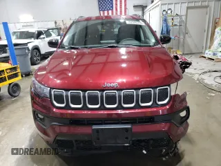 2022 Jeep Compass Altitude с VIN 3C4NJCBB8NT137667, выставлен на аукционе Copart как лот 89306335 с пробегом 21 354 миль миль и Списание • Salvage title. История ставок и продаж доступна на DreamBid. Изображение 5.