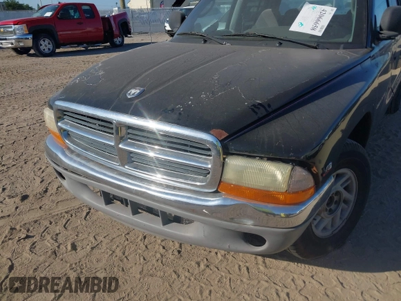 2000 Dodge Dakota Sport with VIN 1B7GL2AN2YS776819, listed as a IAAI auction lot 42066658 with 250,880 mi miles and . Bid and sale history available at carsss.com. Image 6.