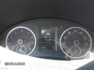 2017 Volkswagen Tiguan Wolfsburg Edition z VIN WVGSV7AX1HW503670, wystawiony jako IAAI lot #42235251 z przebiegiem 88 477 mil mil oraz . Historia ofert i sprzedaży dostępna na DreamBid. Obrazek 7.