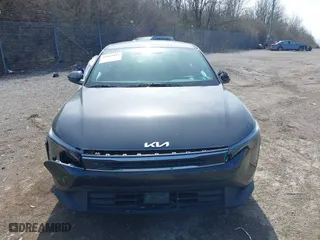 2025 Kia K4 LXS with VIN 3KPFT4DE0SE024145, listed as a IAAI auction lot 41863411 with 832 mi miles. Bid and sale history available at carsss.com. Image 13.