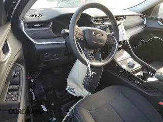 2023 Jeep Grand Cherokee Laredo with VIN 1C4RJGAG9PC534700, listed as a Copart auction lot 76050914 with 13,777 mi miles and Non repairable. Bid and sale history available at DreamBid. Image 8.