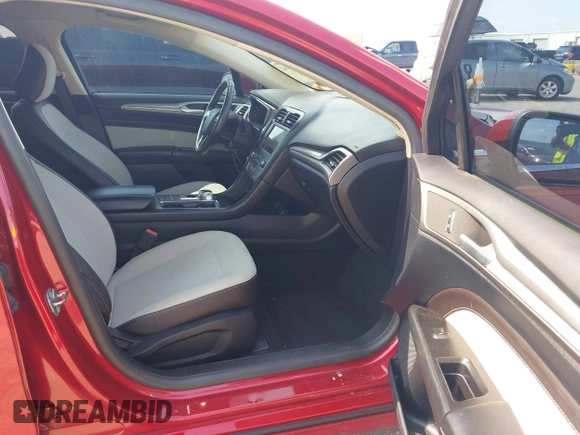 2020 Ford Fusion SE with VIN 3FA6P0HD8LR188175, listed as a IAAI auction lot 42403762 with 84,053 mi miles and . Bid and sale history available at DreamBid. Image 5.