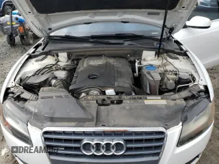 2012 Audi A5 Premium Plus z VIN WAULFAFR8CA002372, wystawiony jako Copart lot #52156385 z przebiegiem 128 647 mil mil oraz Czysty tytuł • Clean title. Historia ofert i sprzedaży dostępna na DreamBid. Obrazek 11.