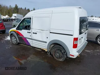 2011 Ford Transit Connect XLT z VIN NM0LS7DN2BT050418, wystawiony jako IAAI lot #41631356 z przebiegiem 154 095 mil mil oraz . Historia ofert i sprzedaży dostępna na DreamBid. Obrazek 3.