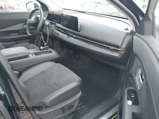2024 Nissan ARIYA Evolve+ z VIN JN1BF0BA7RM432591, wystawiony jako IAAI lot #41536086 z przebiegiem 2 409 mil mil oraz . Historia ofert i sprzedaży dostępna na DreamBid. Obrazek 5.