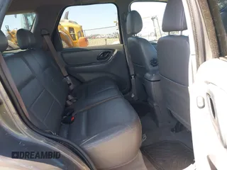 2002 Ford Escape XLT Choice с VIN 1FMYU03132KB02925, выставлен на аукционе IAAI как лот 42686731 с пробегом 171 171 миль миль и . История ставок и продаж доступна на DreamBid. Изображение 8.