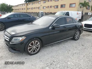 2017 Mercedes-Benz C 300 с VIN 55SWF4JB5HU197727, выставлен на аукционе Copart как лот 62856795 с пробегом Не указан миль и Чистый • Clean title. История ставок и продаж доступна на DreamBid. Изображение 1.