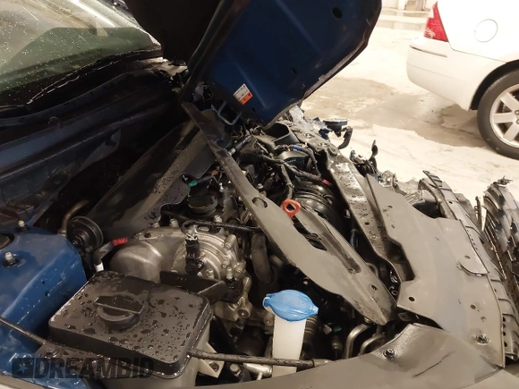 2019 Hyundai Sonata SE with VIN 5NPE24AF7KH803260, listed as a IAAI auction lot 41713958 with Not Provided miles and . Bid and sale history available at carsss.com. Image 10.