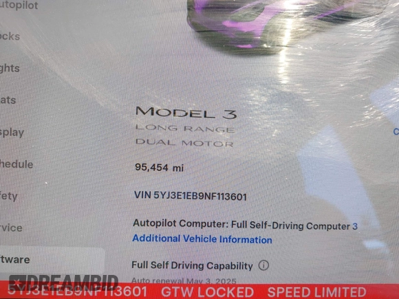 2022 Tesla Model 3 Long Range z VIN 5YJ3E1EB9NF113601, wystawiony jako IAAI lot #42173612 z przebiegiem 95 454 mil mil oraz . Historia ofert i sprzedaży dostępna na DreamBid. Obrazek 7.