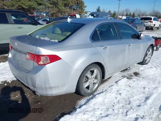 2013 Acura TSX with VIN JH4CU2F49DC001500, listed as a IAAI auction lot 41330453 with 177,103 mi miles. Bid and sale history available at carsss.com. Image 4.