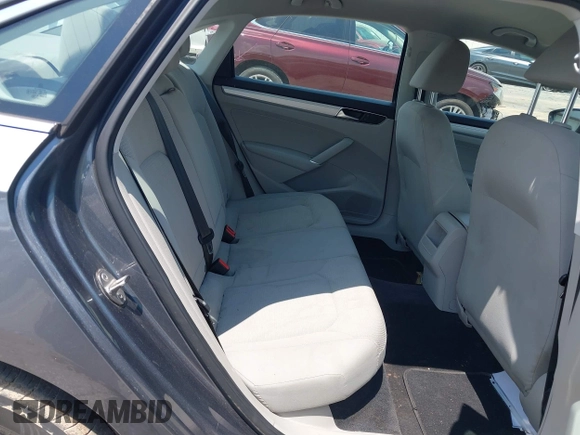 2016 Volkswagen Passat S с VIN 1VWAS7A3XGC008984, выставлен на аукционе IAAI как лот 42578188 с пробегом 167 585 миль миль и . История ставок и продаж доступна на DreamBid. Изображение 8.