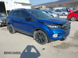 2019 Ford Escape SE with VIN 1FMCU9GD7KUB44070, listed as a IAAI auction lot 41801706 with 77,612 mi miles. Bid and sale history available at carsss.com. Image 1.