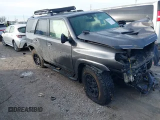 2016 Toyota 4Runner Limited with VIN JTEBU5JR9G5276810, listed as a IAAI auction lot 41463371 with 135,593 mi miles and . Bid and sale history available at DreamBid. Image 1.