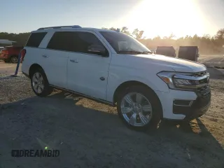 2022 Ford Expedition King Ranch with VIN 1FMJU1PT3NEA15385, listed as a Copart auction lot 77123224 with 28,613 mi miles and Salvage Title. Bid and sale history available at carsss.com. Image 4.