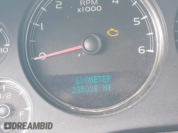 2007 Chevrolet Suburban LT with VIN 1GNFC16057R413155, listed as a IAAI auction lot 41884665 with 205,038 mi miles. Bid and sale history available at carsss.com. Image 15.
