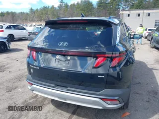 2025 Hyundai Tucson SEL with VIN 3KMJBCDE1SE002692, listed as a IAAI auction lot 41882287 with 5,774 mi miles and . Bid and sale history available at carsss.com. Image 16.