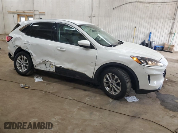 2021 Ford Escape SE with VIN 1FMCU9G62MUA50568, listed as a Copart auction lot 52630075 with 136,852 mi miles and Salvage Title. Bid and sale history available at carsss.com. Image 4.