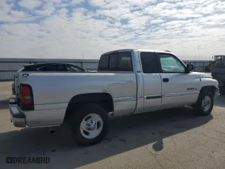 2001 Dodge Ram 1500 with VIN 3B7HC13Y31M536652, listed as a Copart auction lot 42583405 with 236,200 mi miles and Clean Title. Bid and sale history available at carsss.com. Image 3.