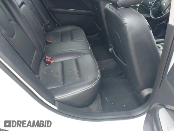 2011 Ford Fusion Hybrid with VIN 3FADP0L31BR316647, listed as a IAAI auction lot 41730126 with 162,354 mi miles. Bid and sale history available at carsss.com. Image 8.