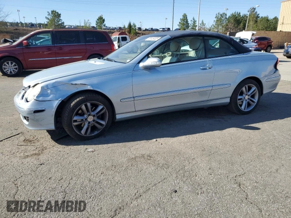2008 Mercedes-Benz CLK 350 с VIN WDBTK56F38F236424, выставлен на аукционе Copart как лот 50446485 с пробегом 90 108 миль миль и Списание • Salvage title. История ставок и продаж доступна на DreamBid. Изображение 1.