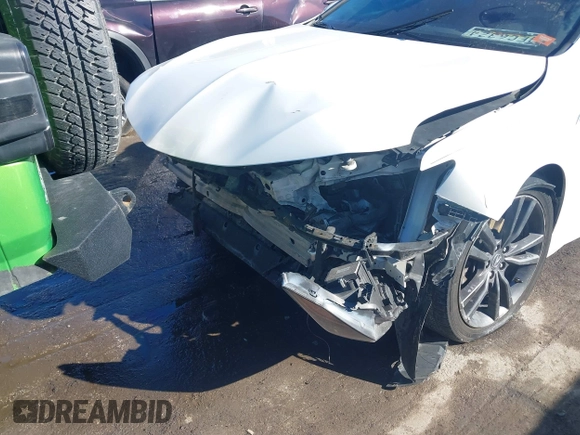 2018 Acura TLX w/A-SPEC Pkg with VIN 19UUB2F62JA008455, listed as a IAAI auction lot 41421336 with 1 mi miles. Bid and sale history available at carsss.com. Image 6.