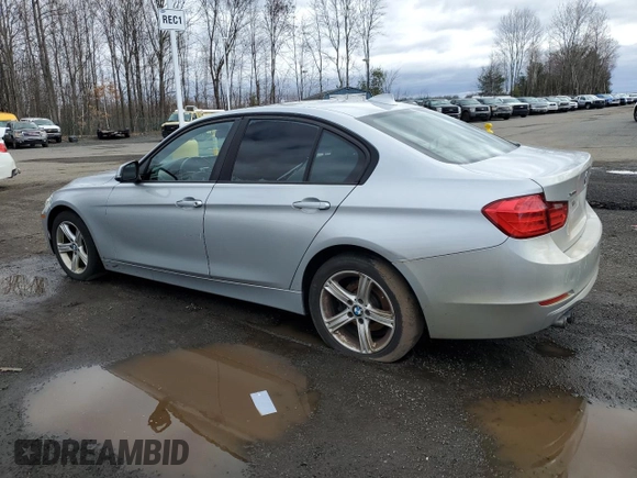 2013 BMW 3 Series 328i xDrive with VIN WBA3B5C58DF595384, listed as a Copart auction lot 49983605 with 162,438 mi miles and Salvage Title. Bid and sale history available at carsss.com. Image 2.