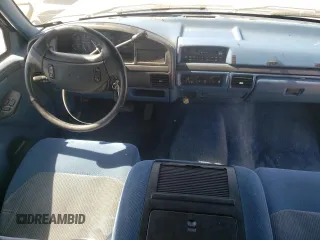 1996 Ford F-250 with VIN 1FTHX25F5TEA34031, listed as a Copart auction lot 61103364 with 168,139 mi miles and Salvage Title. Bid and sale history available at carsss.com. Image 8.