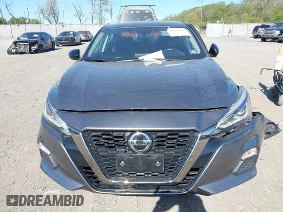 2019 Nissan Altima SR with VIN 1N4BL4CV0KC113145, listed as a IAAI auction lot 42127618 with 61,633 mi miles and . Bid and sale history available at DreamBid. Image 12.