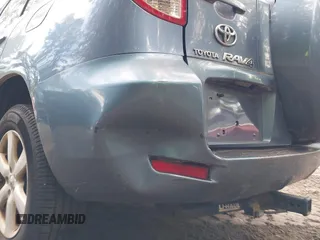 2007 Toyota RAV4 Limited с VIN JTMBK34V175015002, выставлен на аукционе IAAI как лот 42157730 с пробегом 300 851 миль миль и . История ставок и продаж доступна на DreamBid. Изображение 12.