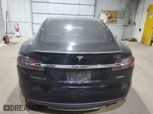 2016 Tesla Model S 90D with VIN 5YJSA1E49GF124514, listed as a Copart auction lot 53864125 with Not provided miles and Salvage title. Bid and sale history available at DreamBid. Image 6.
