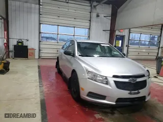 2014 Chevrolet Cruze LS with VIN 1G1PB5SGXE7283935, listed as a Copart auction lot 48990435 with 98,686 mi miles and Salvage Title. Bid and sale history available at carsss.com. Image 14.