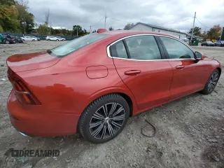 2019 Volvo S60 Inscription with VIN 7JRA22TL2KG013795, listed as a Copart auction lot 72384163 with 47,057 mi miles. Bid and sale history available at carsss.com. Image 3.
