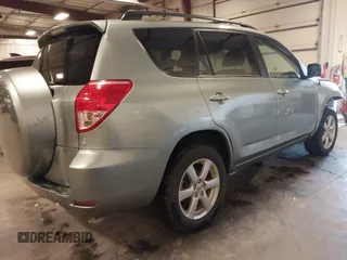 2007 Toyota RAV4 Limited with VIN JTMZD31V975061545, listed as a IAAI auction lot 41710996 with 196,998 mi miles. Bid and sale history available at carsss.com. Image 4.
