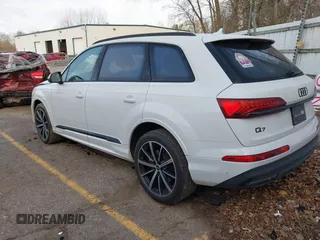 2022 Audi Q7 Premium Plus with VIN WA1LXBF75ND017721, listed as a IAAI auction lot 40819509 with 33,234 mi miles and . Bid and sale history available at DreamBid. Image 3.