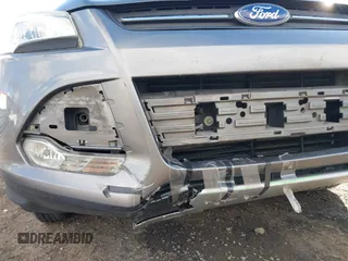 2013 Ford Escape SE with VIN 1FMCU9GX8DUC76686, listed as a IAAI auction lot 41809554 with 126,718 mi miles. Bid and sale history available at carsss.com. Image 6.