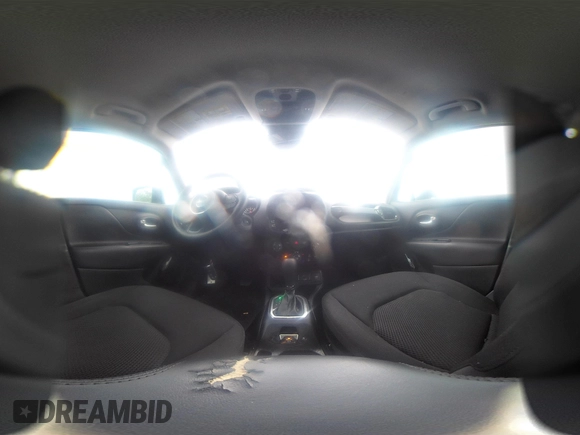 2018 Jeep Renegade Altitude с VIN ZACCJABB6JPH23913, выставлен на аукционе IAAI как лот 42439183 с пробегом 58 017 миль миль и . История ставок и продаж доступна на DreamBid. Изображение 22.