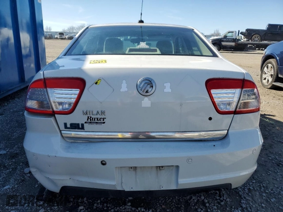 2009 Mercury Milan with VIN 3MEHM07ZX9R630759, listed as a Copart auction lot 44508335 with 262,721 mi miles and Salvage Title. Bid and sale history available at DreamBid. Image 6.
