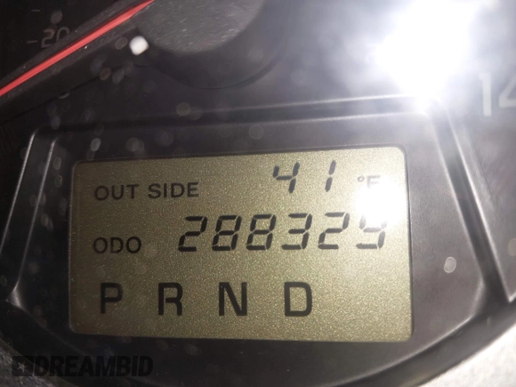 2007 Toyota RAV4 with VIN JTMZD33V976028178, listed as a IAAI auction lot 41923783 with 288,329 mi miles. Bid and sale history available at carsss.com. Image 15.