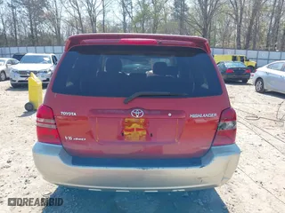 2003 Toyota Highlander with VIN JTEHF21A530120526, listed as a IAAI auction lot 41908513 with 273,718 mi miles. Bid and sale history available at carsss.com. Image 17.