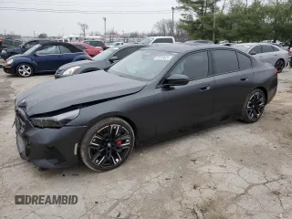 2024 BMW i5 M60 with VIN WBY43FK05RCR32052, listed as a Copart auction lot 85559624 with 5,913 mi miles and Non Repairable. Bid and sale history available at carsss.com. Image 1.