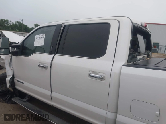 2019 Ford F-250 XL with VIN 1FT7W2BT7KEE01924, listed as a IAAI auction lot 39198800 with 58,042 mi miles and . Bid and sale history available at DreamBid. Image 13.