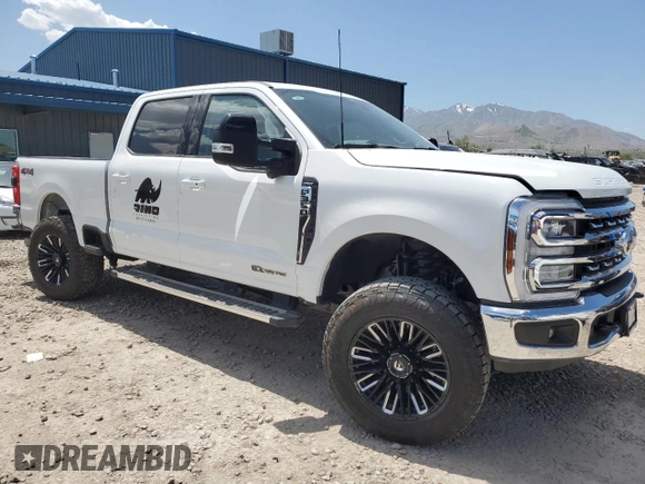 2024 Ford F-350 XL z VIN 1FT8W3BT8REF59919, wystawiony jako Copart lot #56713355 z przebiegiem 69 826 mil mil oraz Szkoda całkowita • Salvage title. Historia ofert i sprzedaży dostępna na DreamBid. Obrazek 4.