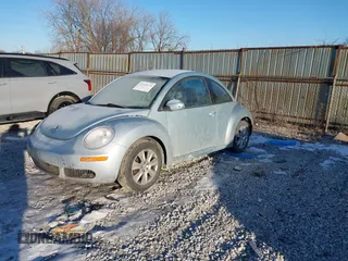 2009 Volkswagen New Beetle Coupe S with VIN 3VWPW31C99M509969, listed as a IAAI auction lot 41410110 with 190,473 mi miles. Bid and sale history available at carsss.com. Image 2.